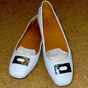 Coach Vernon pebbled leather loafer